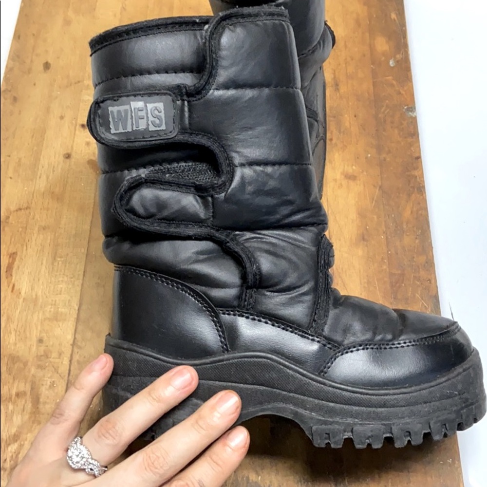 Kid’s snowboots SOLD